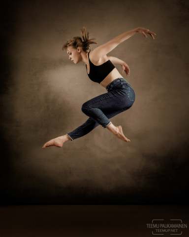 Emmi - EM550192-edit